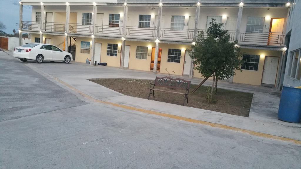Hotel Estrella Matamoros Kültér fotó